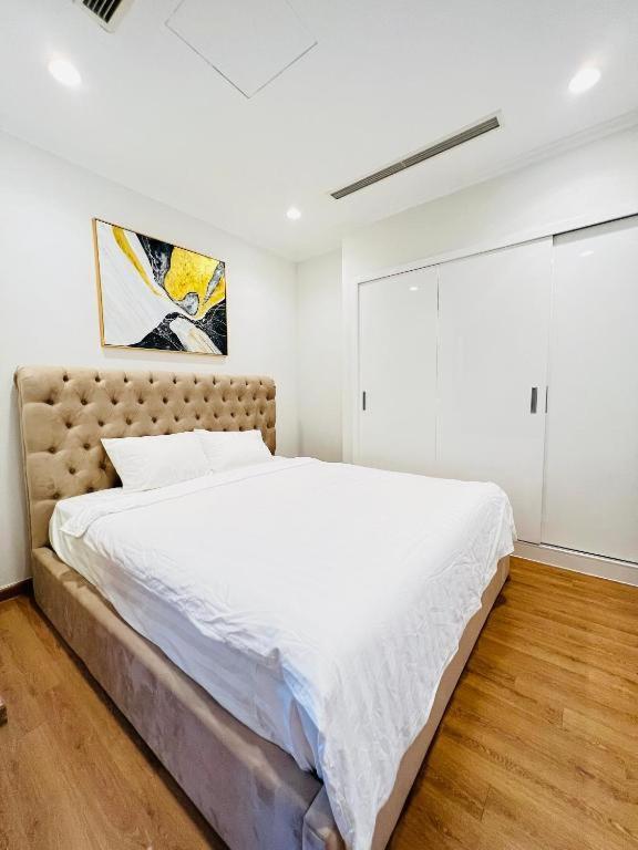 Căn hộ Vinhomes Royal - By Bay Luxury